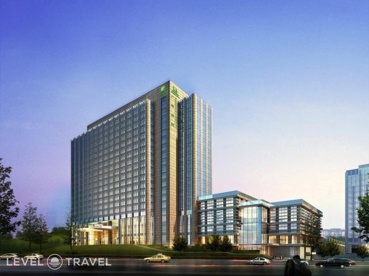 фотографии номера Представительский номер отеля Holiday Inn Guangzhou Science City, An Ihg Hotel в Китай(Гуанчжоу) - фото №1