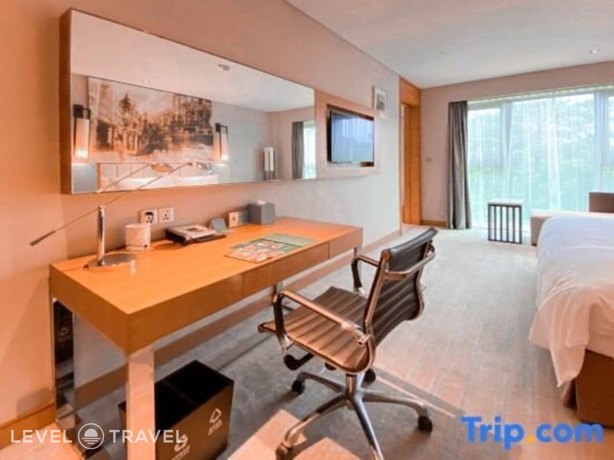 фотографии номера Представительский номер отеля Holiday Inn Guangzhou Science City, An Ihg Hotel в Китай(Гуанчжоу) - фото №5