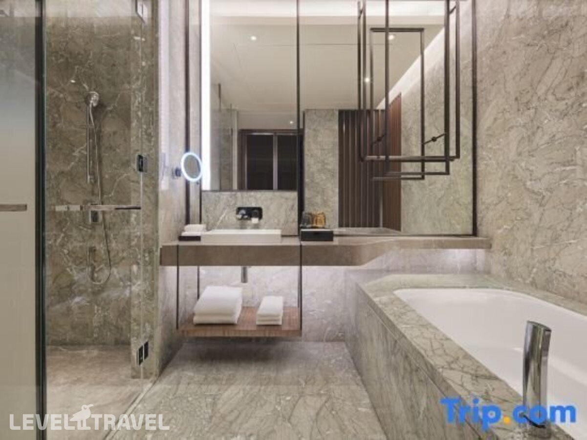 фотографии номера Делюкс с видом на реку отеля Sheraton Guangzhou Nansha Hotel в Китай(Гуанчжоу) - фото №4