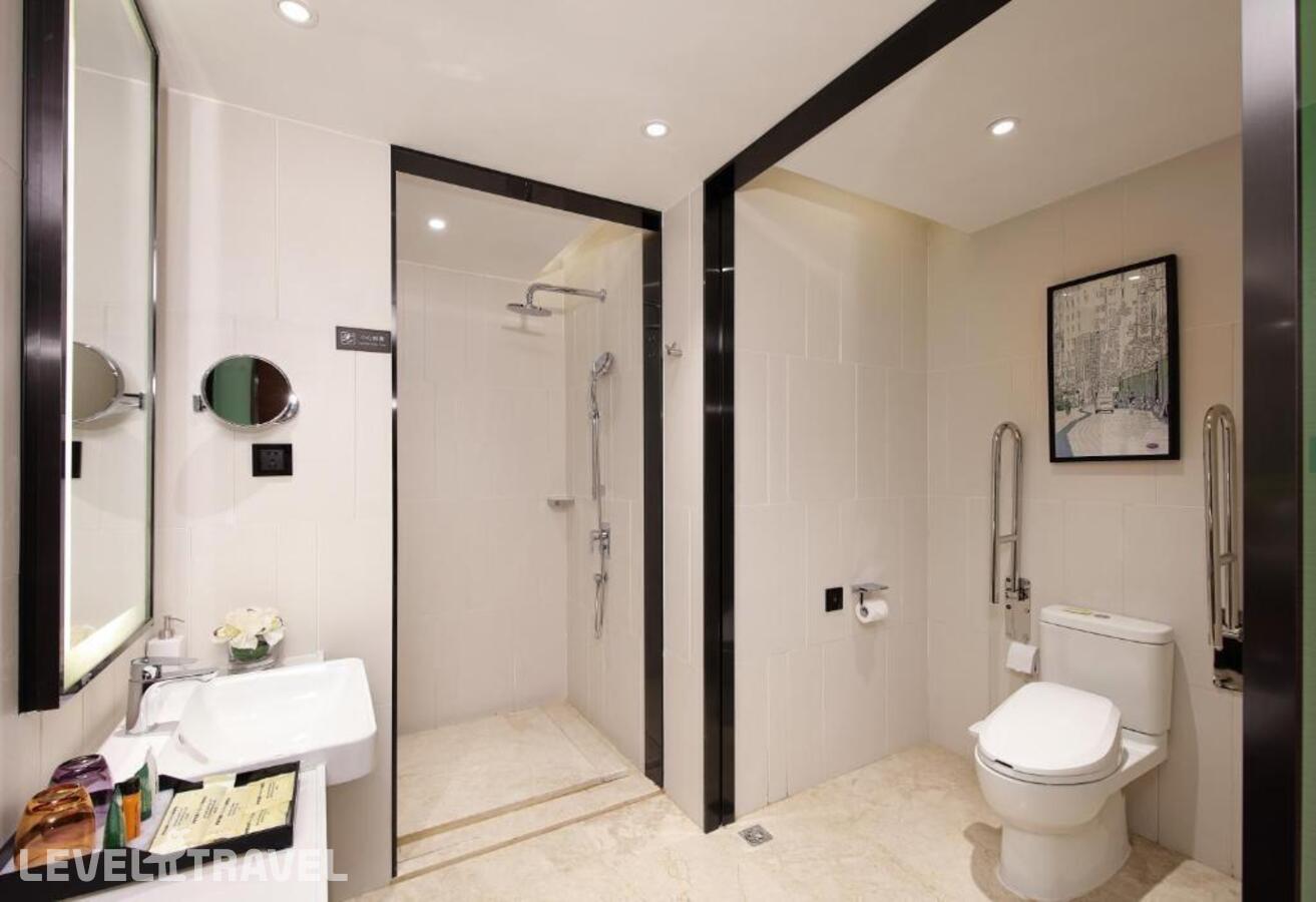 фотографии номера Комфорт (две односпальные кровати) отеля Hampton By Hilton Guangzhou Zhujiang New Town в Китай(Гуанчжоу) - фото №1