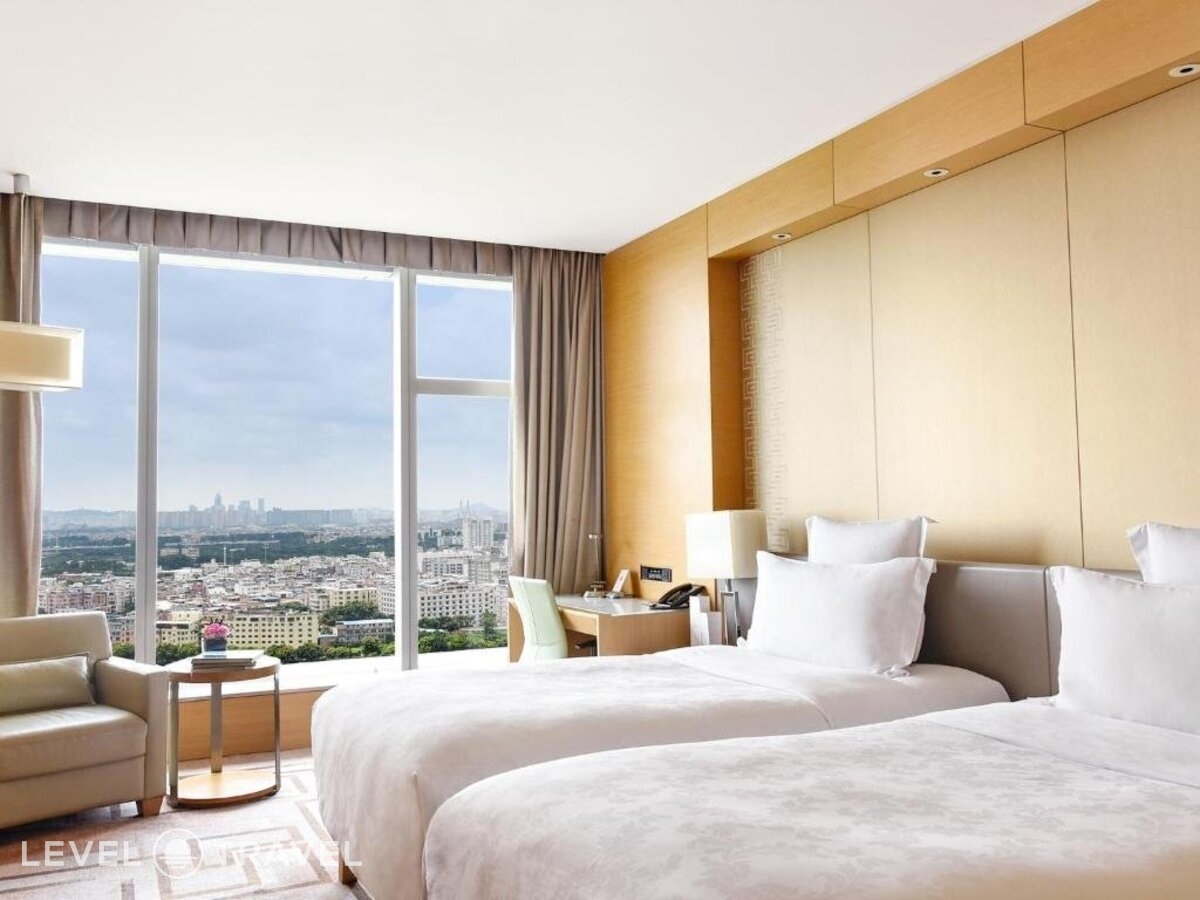 фотографии номера Делюкс с видом на город (две односпальные кровати) отеля Langham Place, Guangzhou в Китай(Гуанчжоу) - фото №3