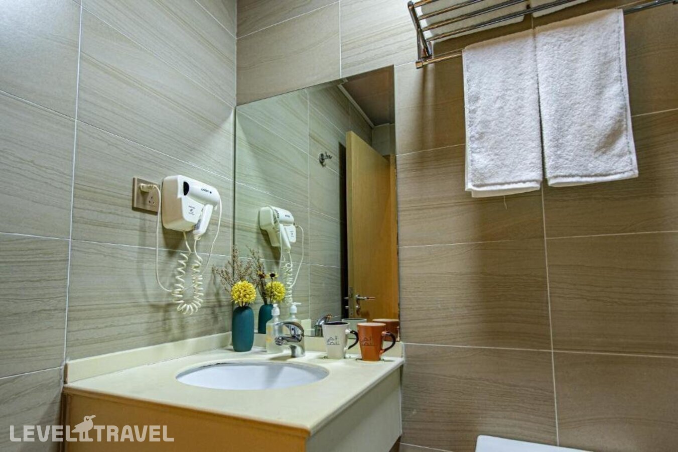 фотографии номера Стандартный (две односпальные кровати) отеля Shanghai Joyful Yard Hotel в Китай(Шанхай) - фото №4