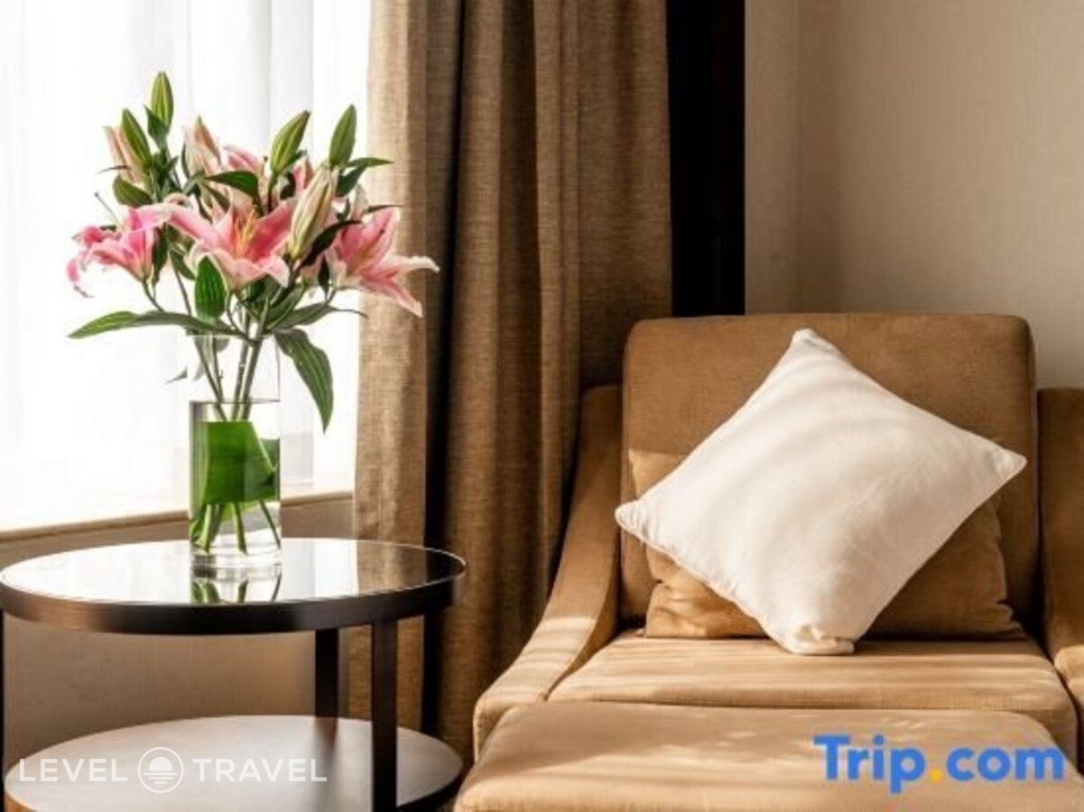 фотографии номера Улучшенный (две односпальные кровати) отеля Crowne Plaza Hotel Shanghai, An Ihg Hotel в Китай(Шанхай) - фото №3