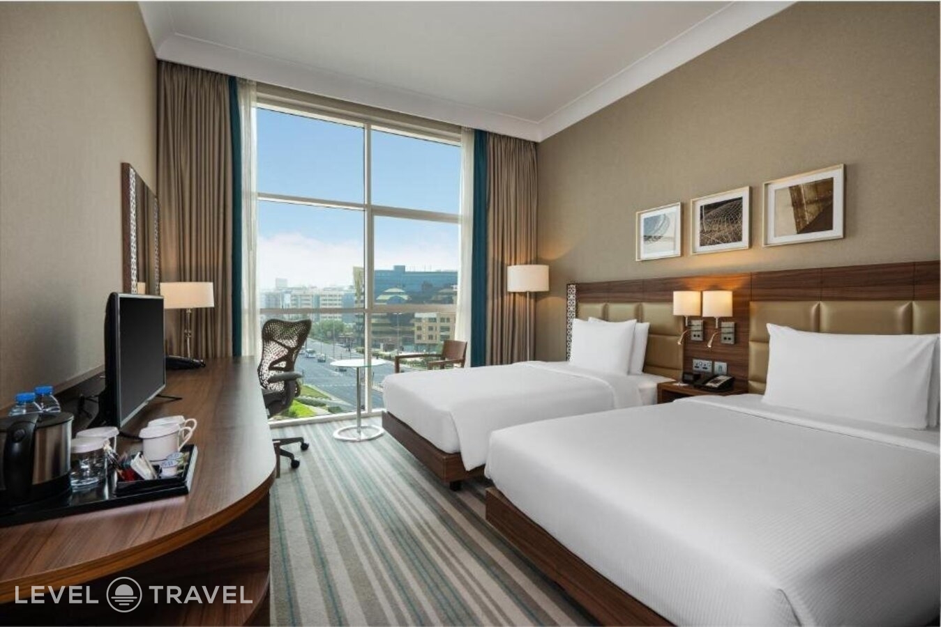 фотографии номера Стандартный (две односпальные кровати) отеля Hilton Garden Inn Dubai Jumeirah (Ex. Hilton Garden Inn Dubai Al Mina) в ОАЭ(Бар Дубай) - фото №9
