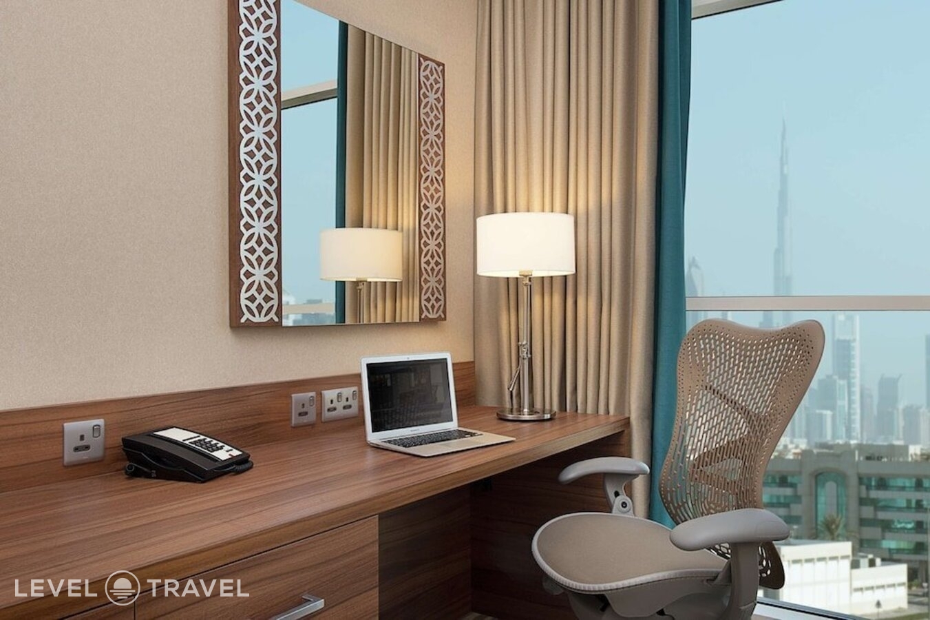 фотографии номера Номер для гостей с ограниченными возможностями отеля Hilton Garden Inn Dubai Jumeirah (Ex. Hilton Garden Inn Dubai Al Mina) в ОАЭ(Бар Дубай) - фото №9