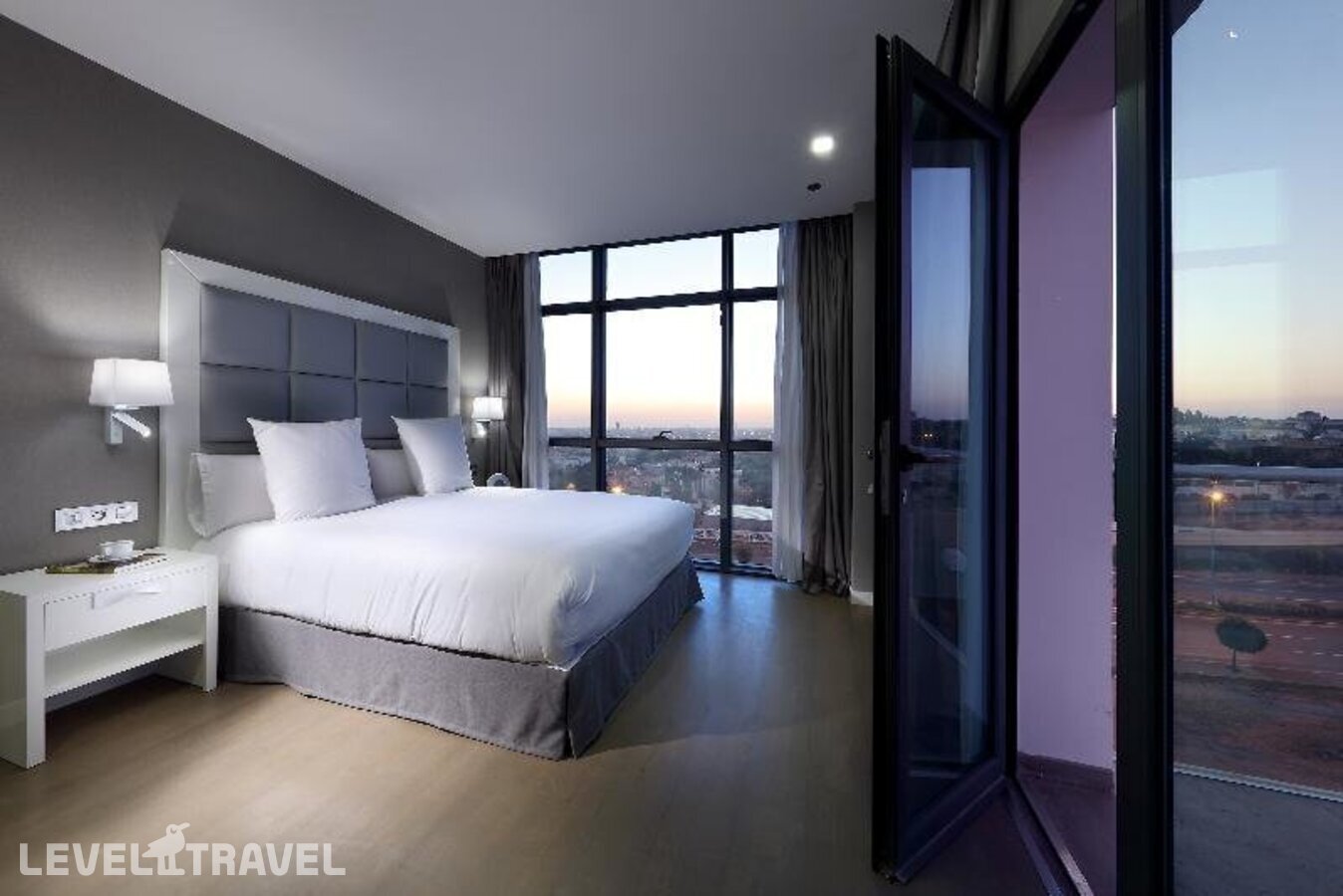 фотографии номера Семейный (две односпальные кровати) отеля Domo Hotel Casablanca в Марокко(Касабланка) - фото №13