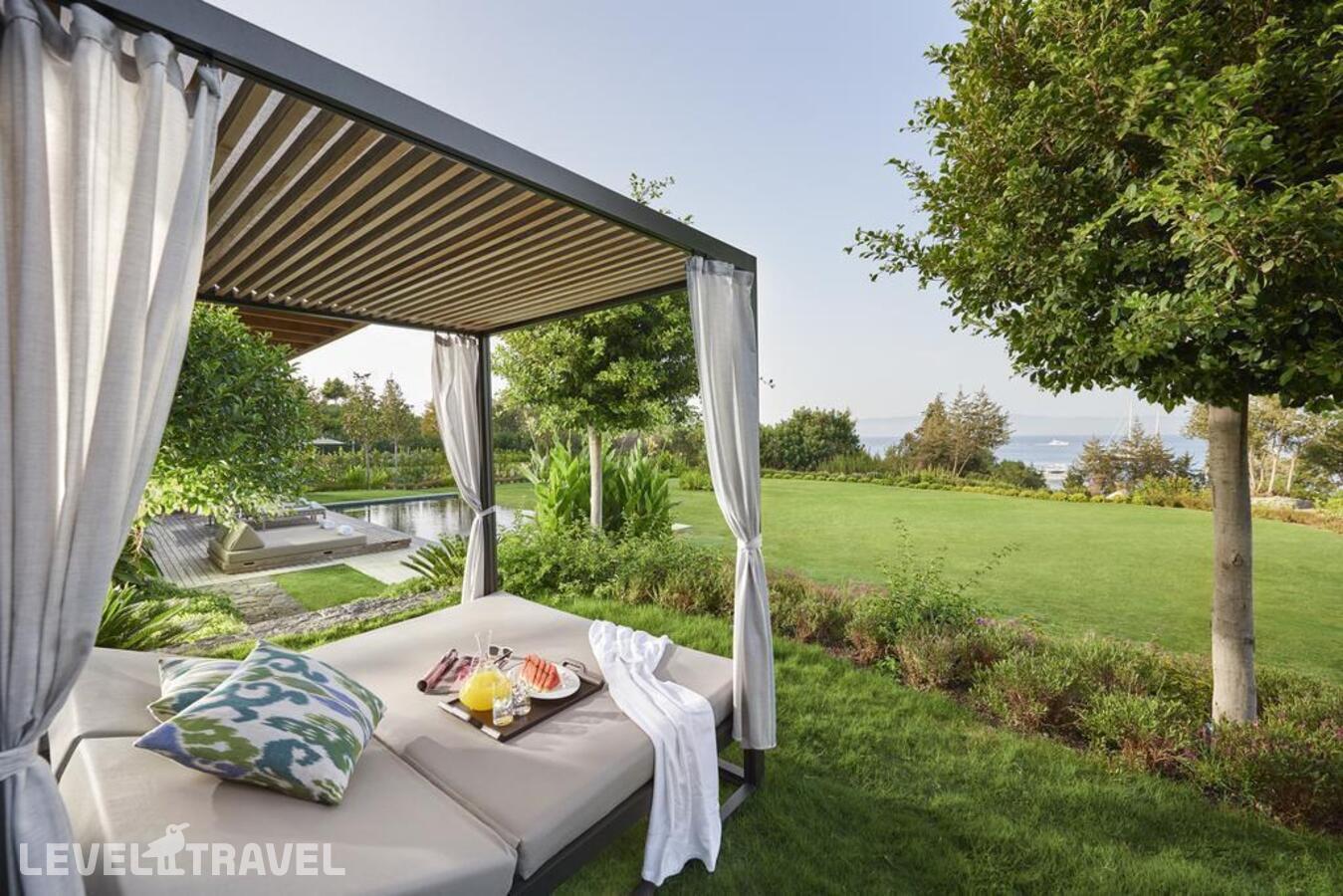 фотографии номера Люкс Paradise Bay (3 спальни) отеля Mandarin Oriental Bodrum в Турция(Гёлькёй) - фото №3
