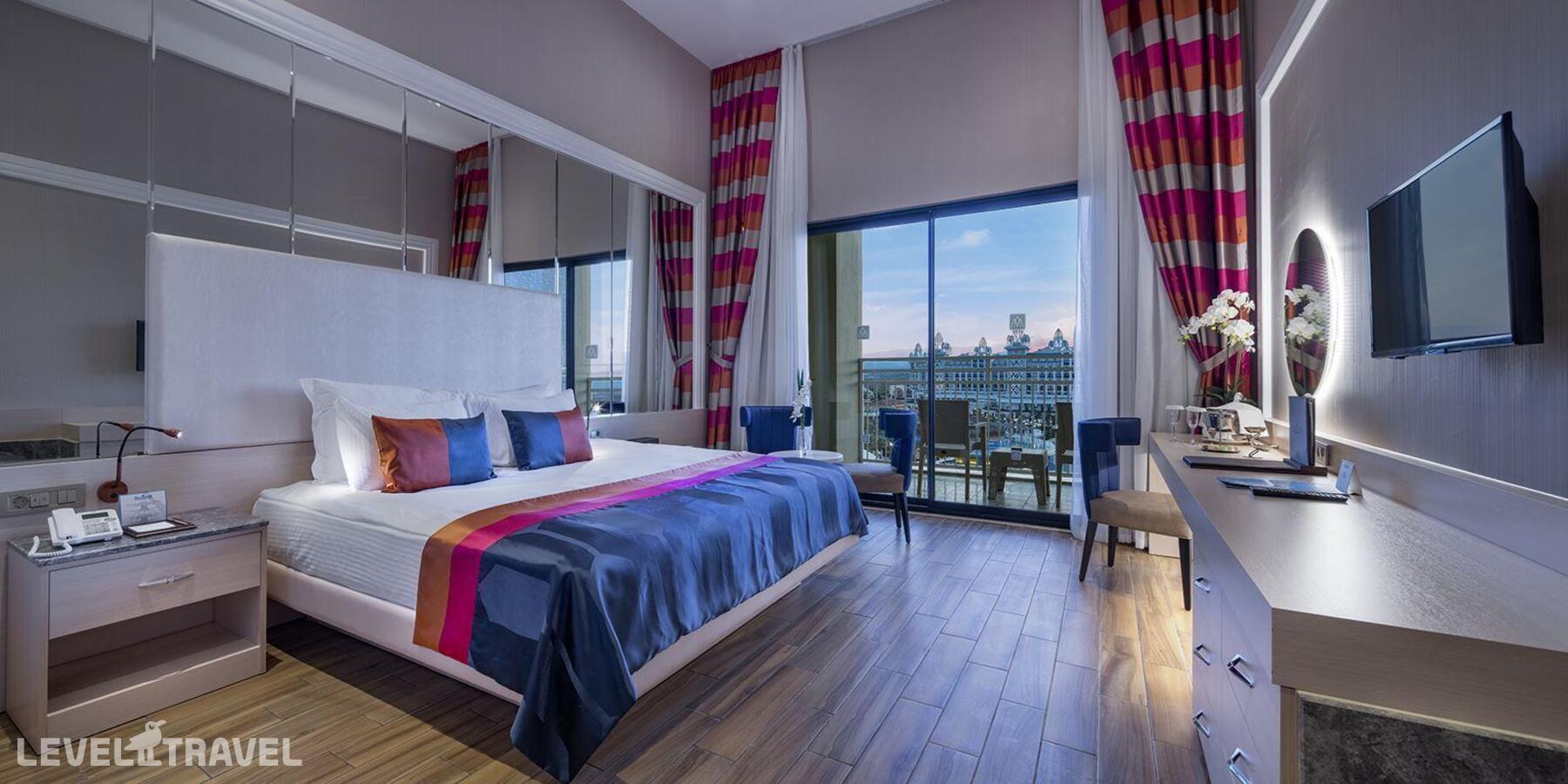 фотографии номера Стандартный с видом на бассейн отеля Granada Luxury Belek в Турция(Белек - центр) - фото №4