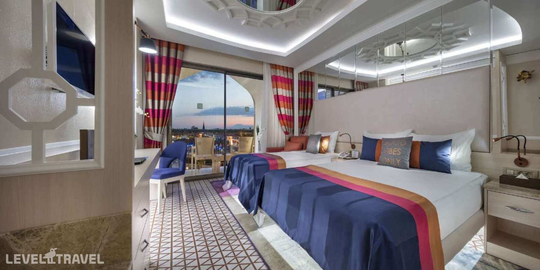 фотографии номера Стандартный с видом на бассейн отеля Granada Luxury Belek в Турция(Белек - центр) - фото №1
