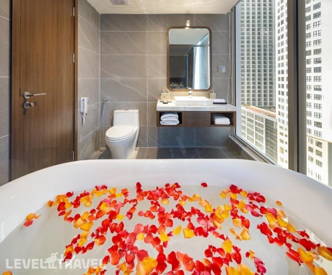 фотографии номера Стандартный с видом на море отеля Annova Hotel Nha Trang в Вьетнам(Нячанг) - фото №2