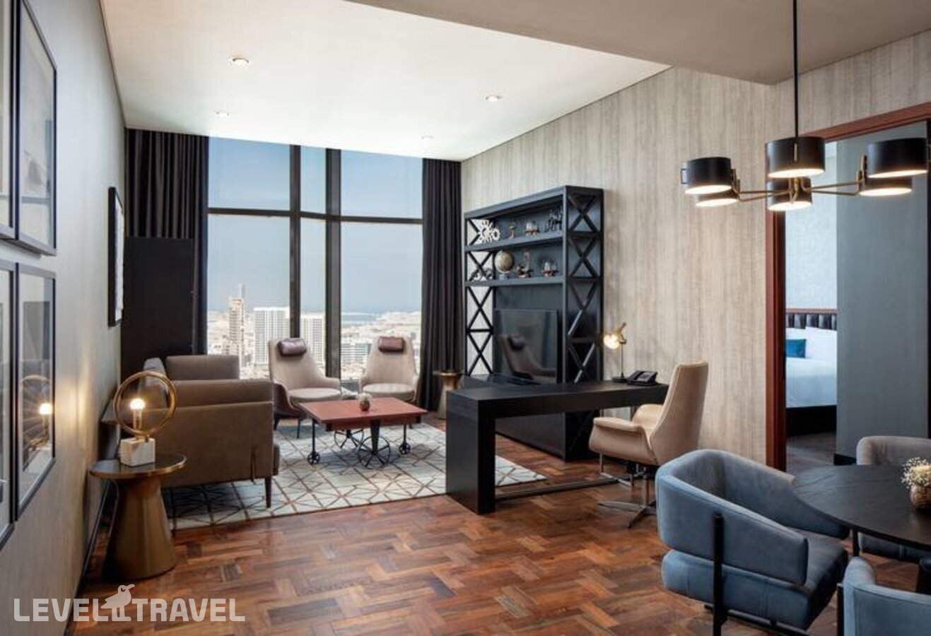 фотографии номера Люкс Премиум отеля Doubletree By Hilton Dubai M Square Hotel & Residences в ОАЭ(Бар Дубай) - фото №11