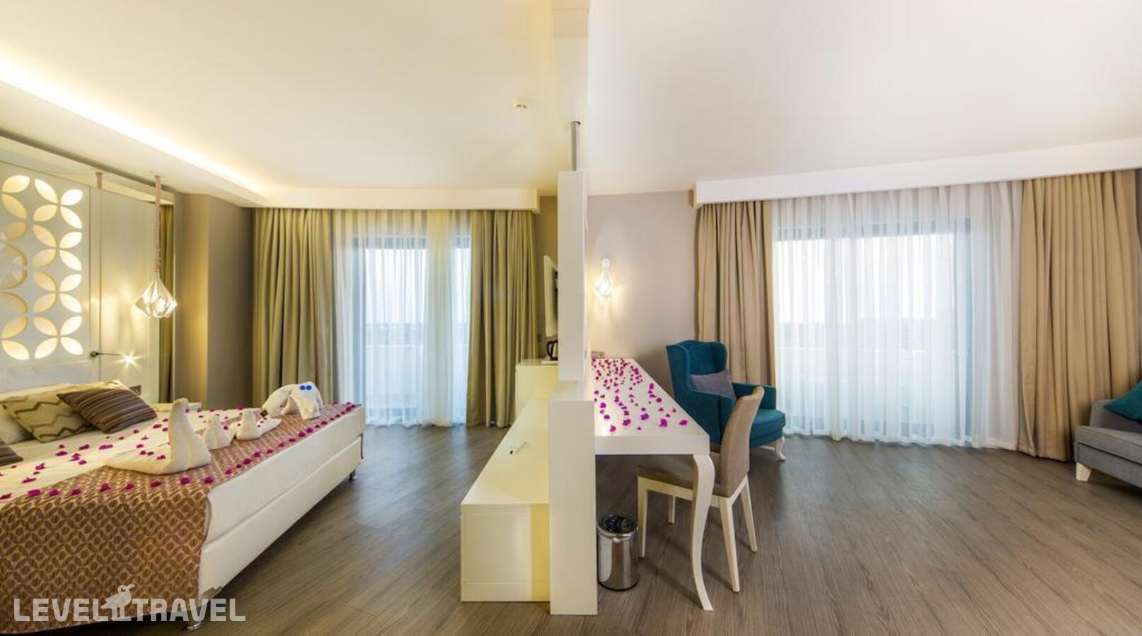 фотографии номера Полулюкс отеля Diamond Premium Hotel & Spa в Турция(Титреенгель) - фото №4