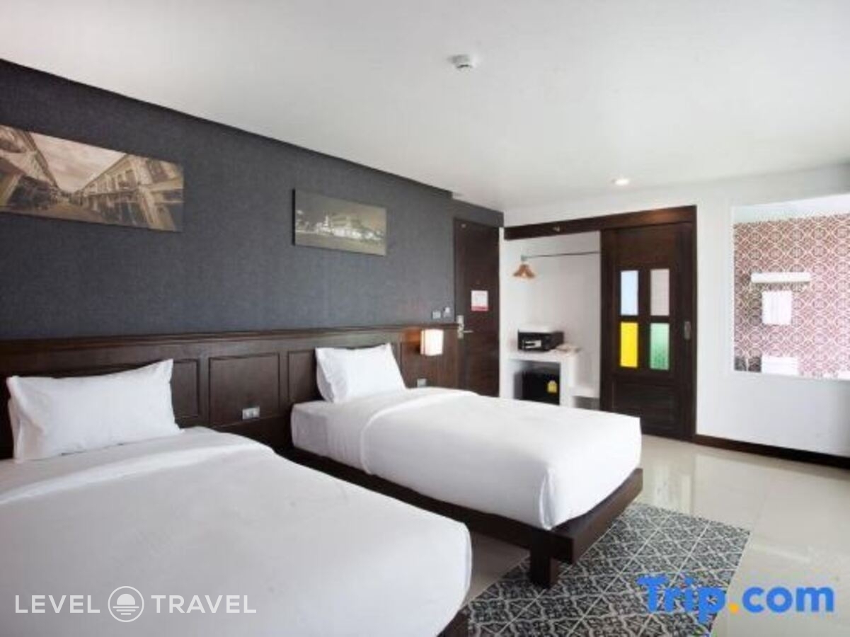 фотографии номера Премьер (две односпальные кровати) отеля Grand Supicha City Hotel в Таиланд(город Пхукет) - фото №2