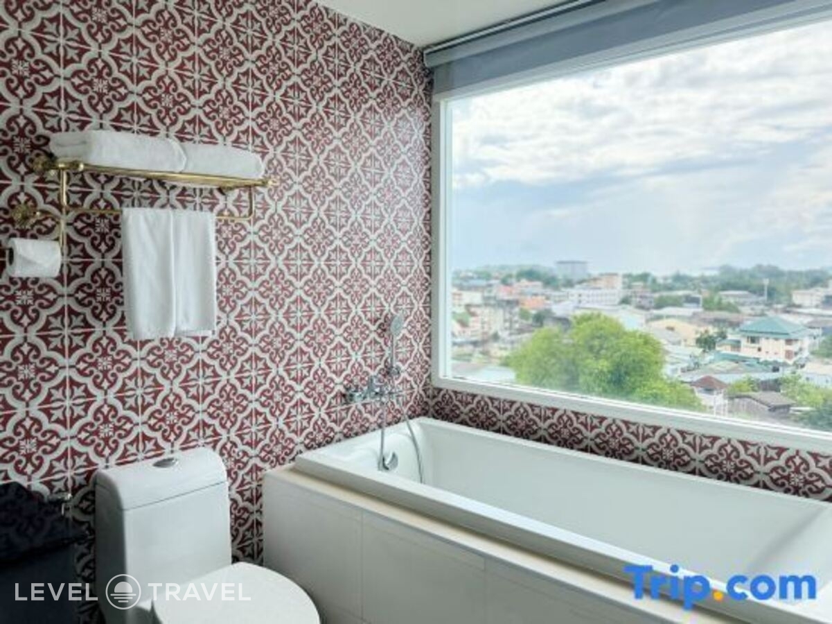 фотографии номера Премьер (две односпальные кровати) отеля Grand Supicha City Hotel в Таиланд(город Пхукет) - фото №10