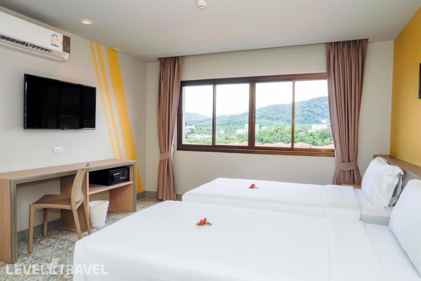 фотографии номера Улучшенный (две односпальные кровати) отеля Recenta Suite Phuket Suanluang в Таиланд(город Пхукет) - фото №4