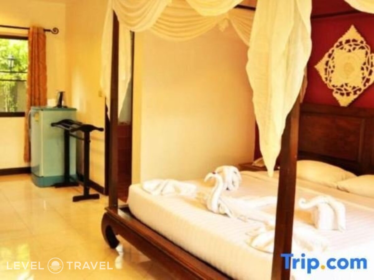 фотографии номера Трехместный улучшенный отеля Kasalong Resort в Таиланд(Наклуа) - фото №2