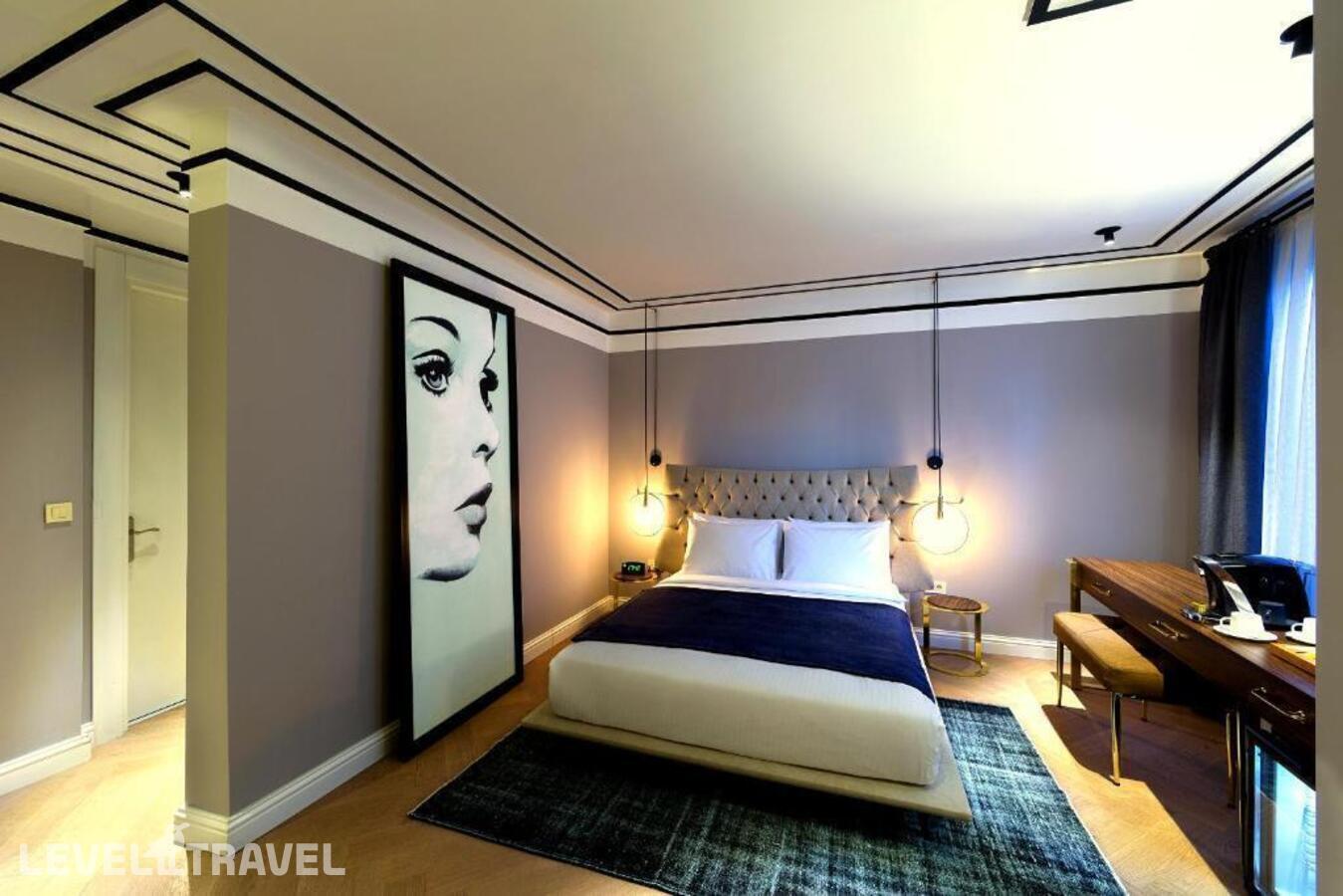 фотографии номера Трехместный делюкс отеля Walton Galata Hotel в Турция(Бейоглу) - фото №1