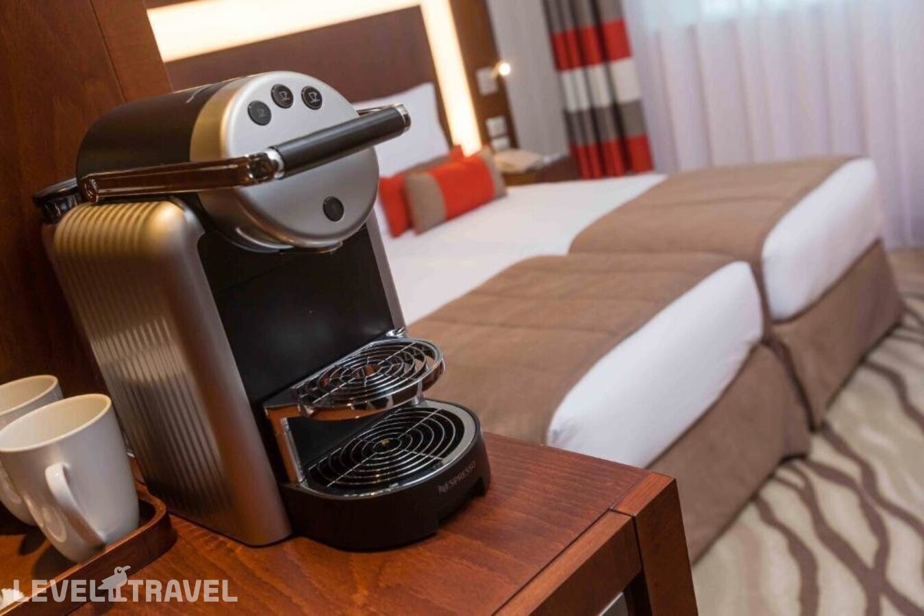 фотографии номера Представительский (две односпальные кровати) отеля Novotel Al Barsha в ОАЭ(Аль Барша) - фото №12