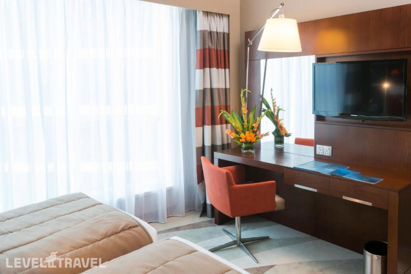 фотографии номера Представительский (две односпальные кровати) отеля Novotel Al Barsha в ОАЭ(Аль Барша) - фото №26