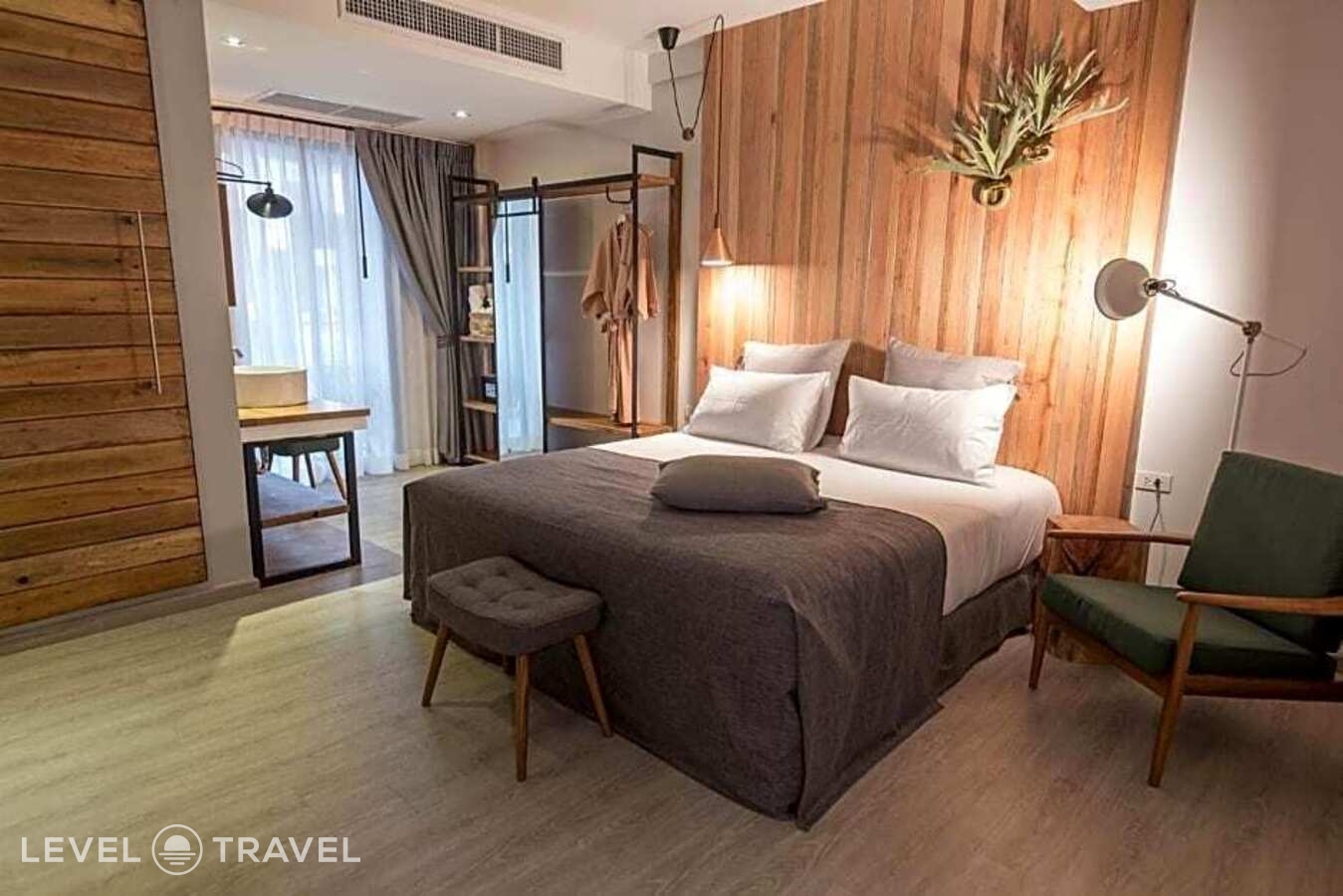 фотографии номера Трехместный делюкс отеля Family Tree Hotel в Таиланд(Краби) - фото №12