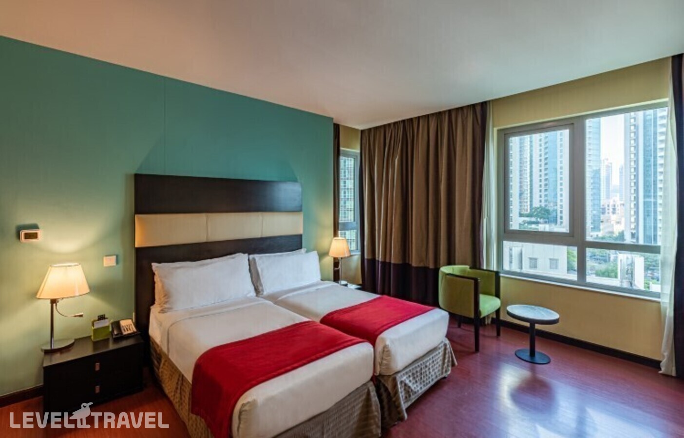 фотографии номера Люкс Премиум отеля Ramada Downtown Dubai в ОАЭ(Даунтаун Дубай) - фото №1