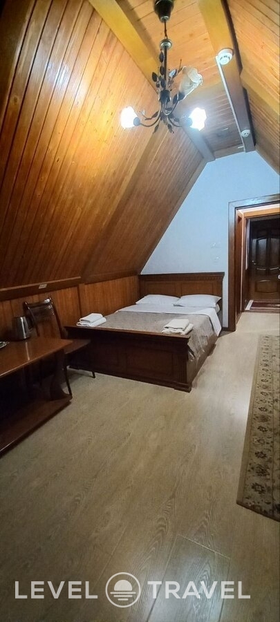 фотографии номера Стандартный (двуспальная кровать) отеля Отель Андалусия в Россия(Махачкала) - фото №6