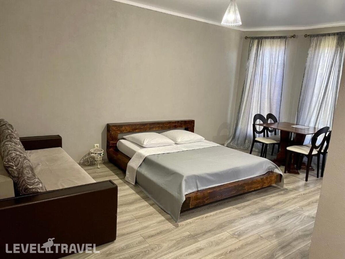 фотографии номера Апартаменты отеля Loft Garden в Абхазия(Сухум) - фото №1