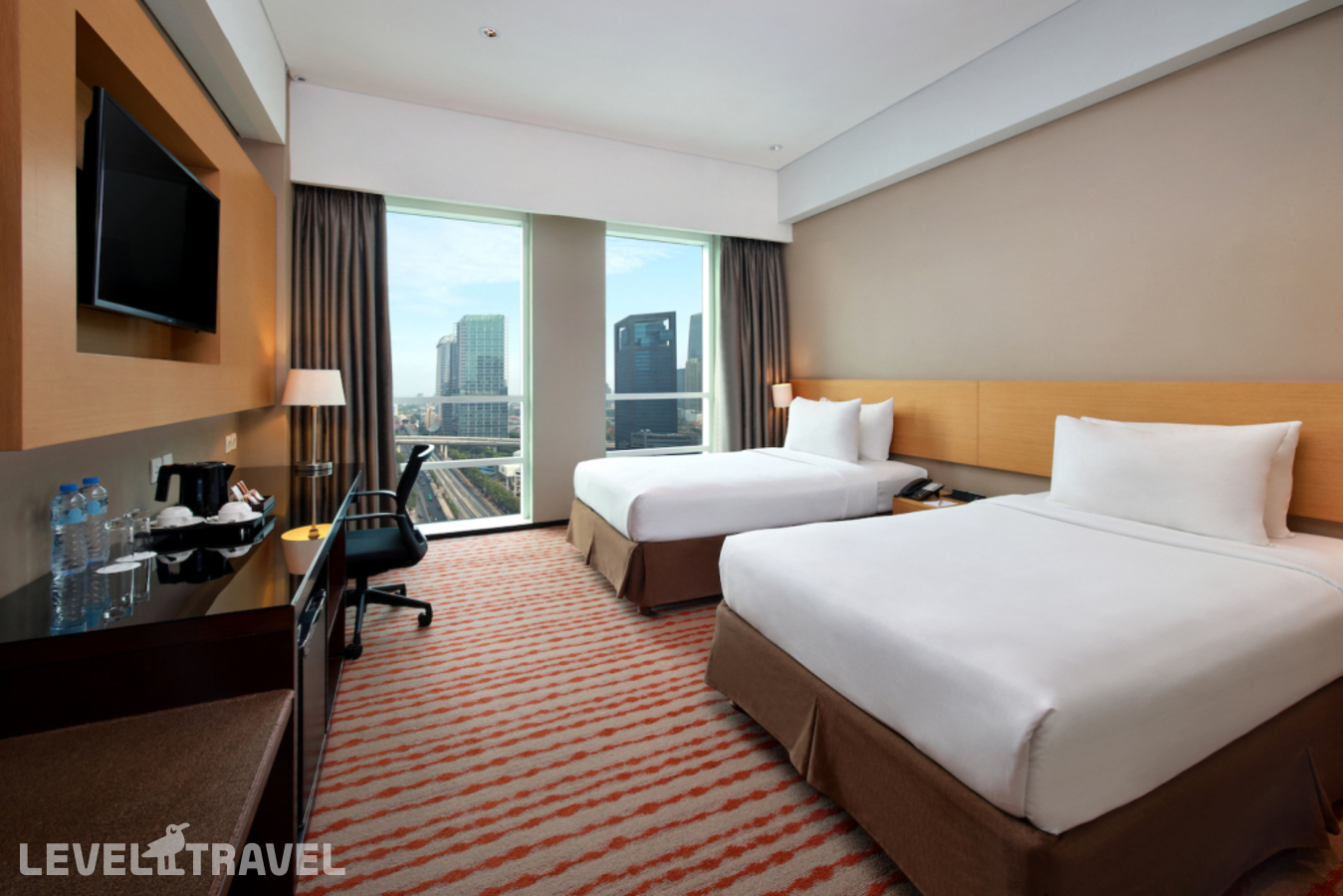 фотографии номера Делюкс отеля Js Luwansa Hotel And Convention Center в Индонезия(Джакарта) - фото №2