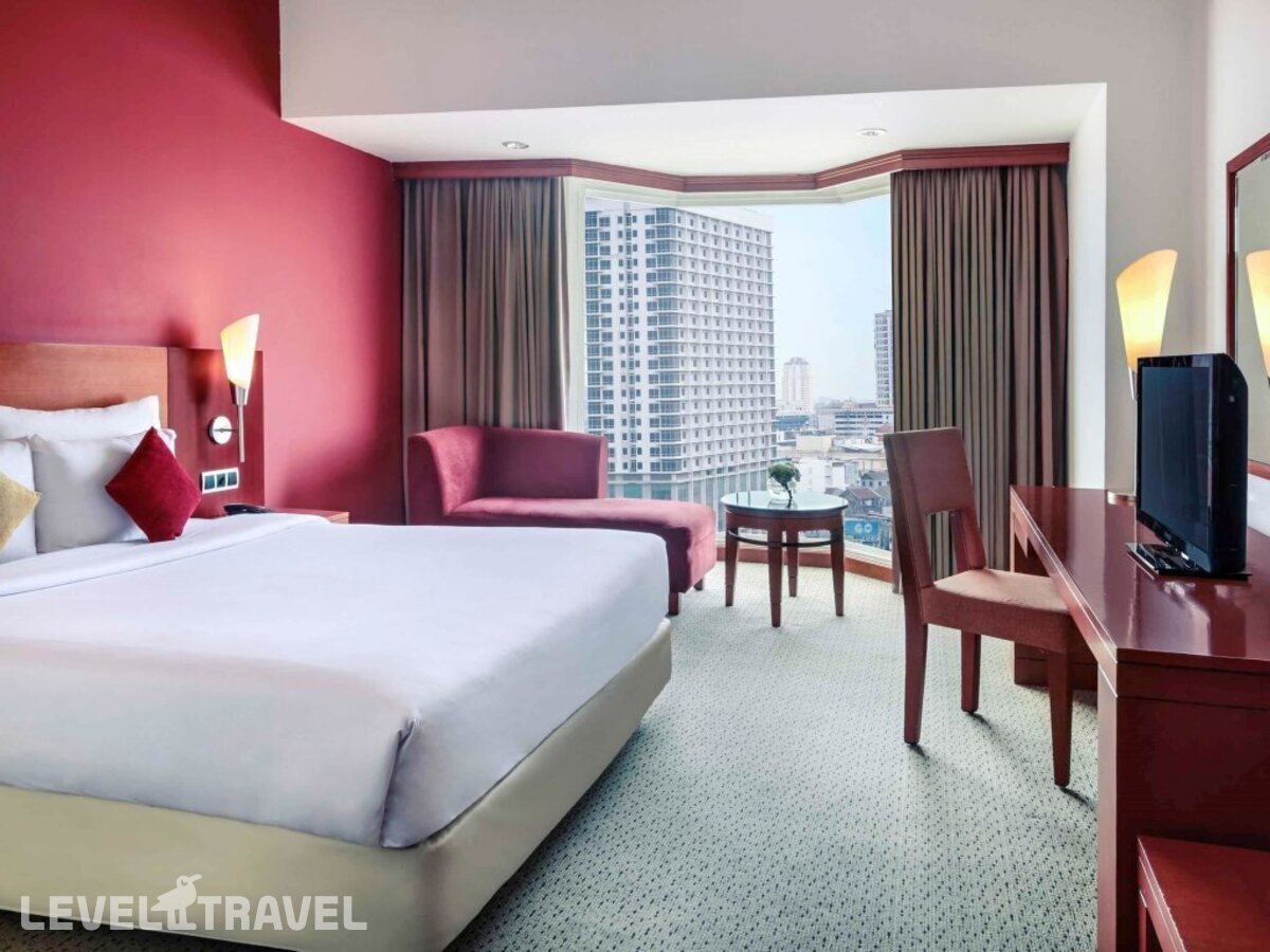 фотографии номера Делюкс отеля Mercure Jakarta Kota в Индонезия(Джакарта) - фото №1