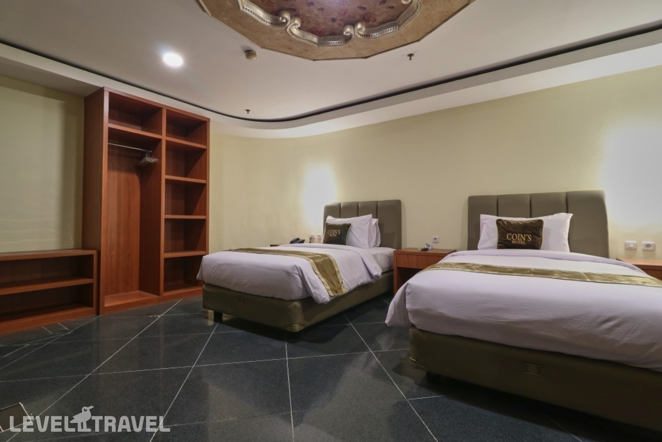 фотографии номера Делюкс отеля Coin's Hotel Jakarta в Индонезия(Джакарта) - фото №14
