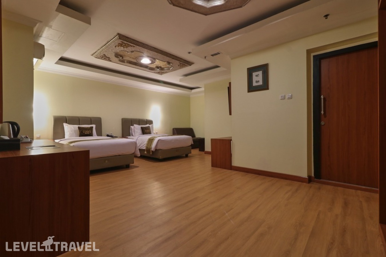фотографии номера Номер Представительский отеля Coin's Hotel Jakarta в Индонезия(Джакарта) - фото №10