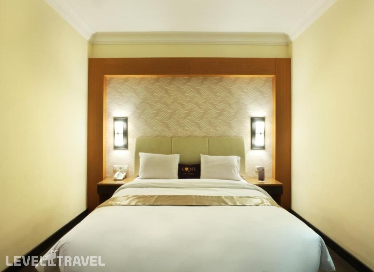 фотографии номера Номер Представительский отеля Coin's Hotel Jakarta в Индонезия(Джакарта) - фото №6