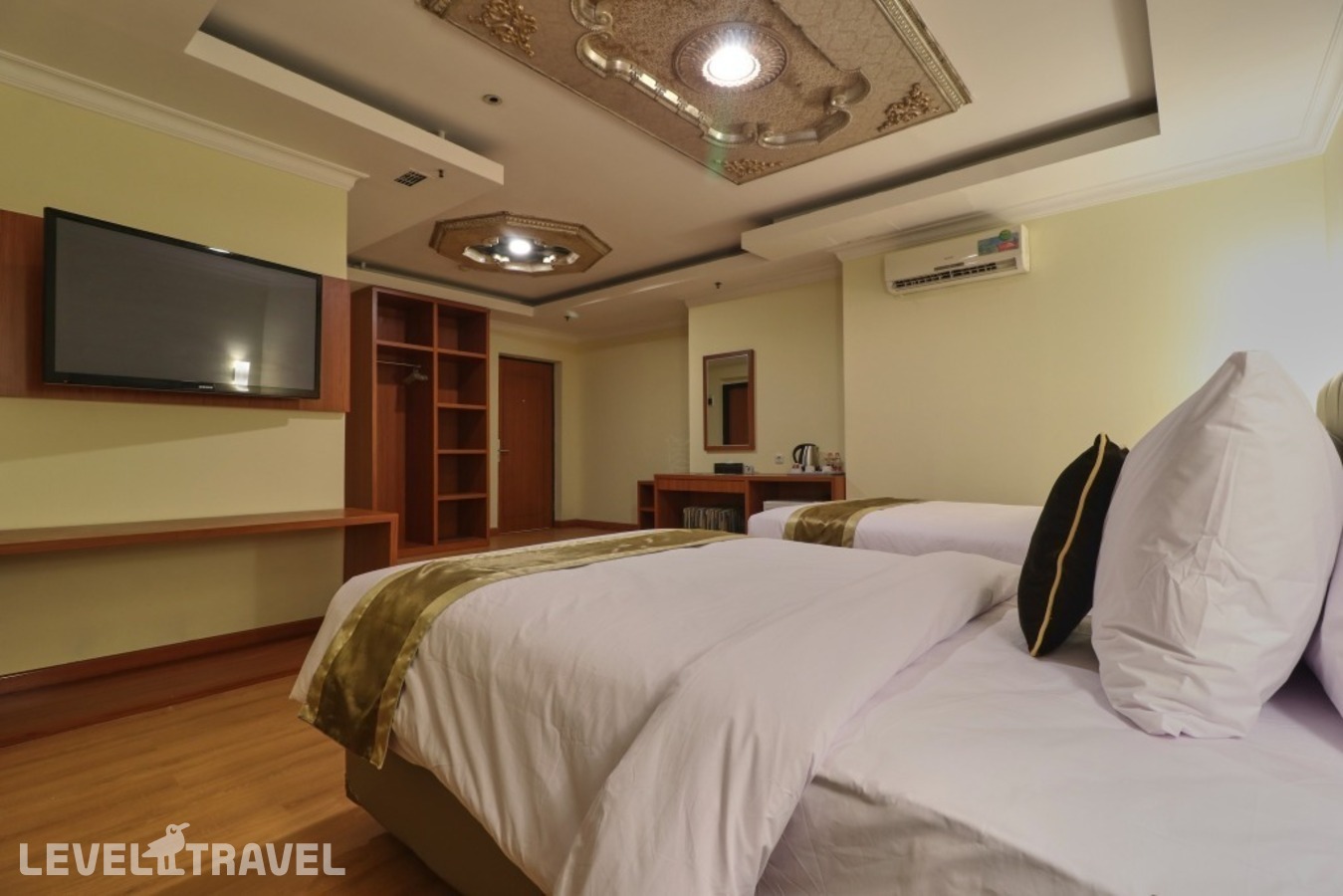 фотографии номера Номер Представительский отеля Coin's Hotel Jakarta в Индонезия(Джакарта) - фото №12