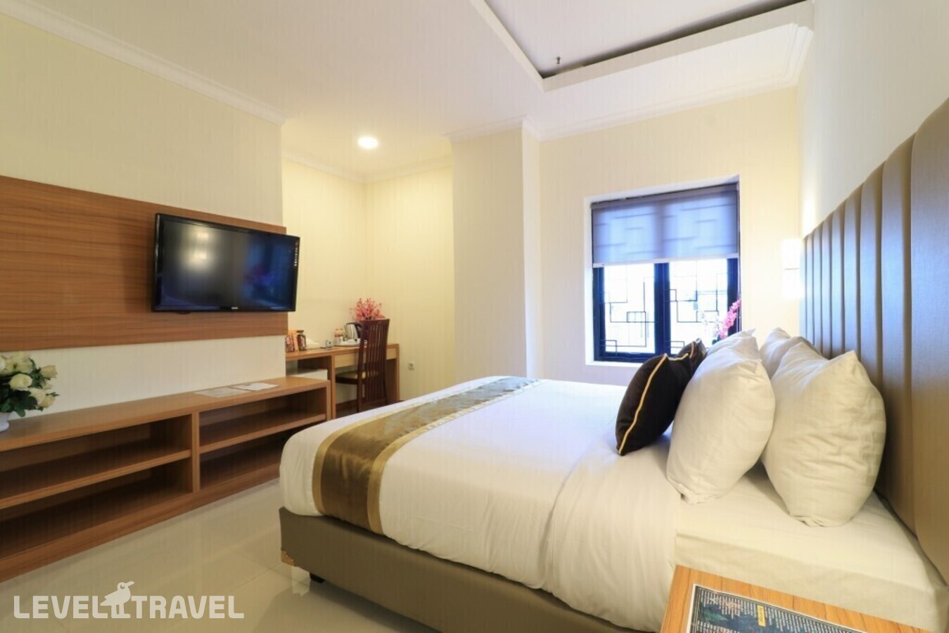 фотографии номера Полулюкс отеля Coin's Hotel Jakarta в Индонезия(Джакарта) - фото №1
