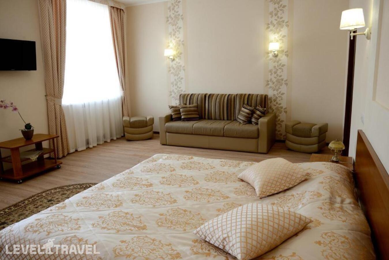 фотографии номера Полулюкс отеля Вишневая Гора Парк-Отель в Россия(Саратов) - фото №9