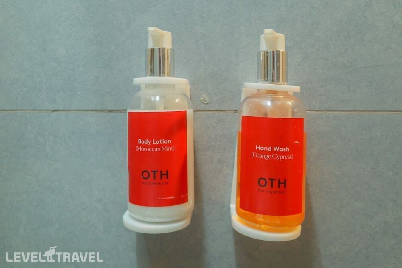 фотографии номера Люкс роскошный отеля Oyo Townhouse 2 Hotel Gunung Sahari в Индонезия(Джакарта) - фото №15