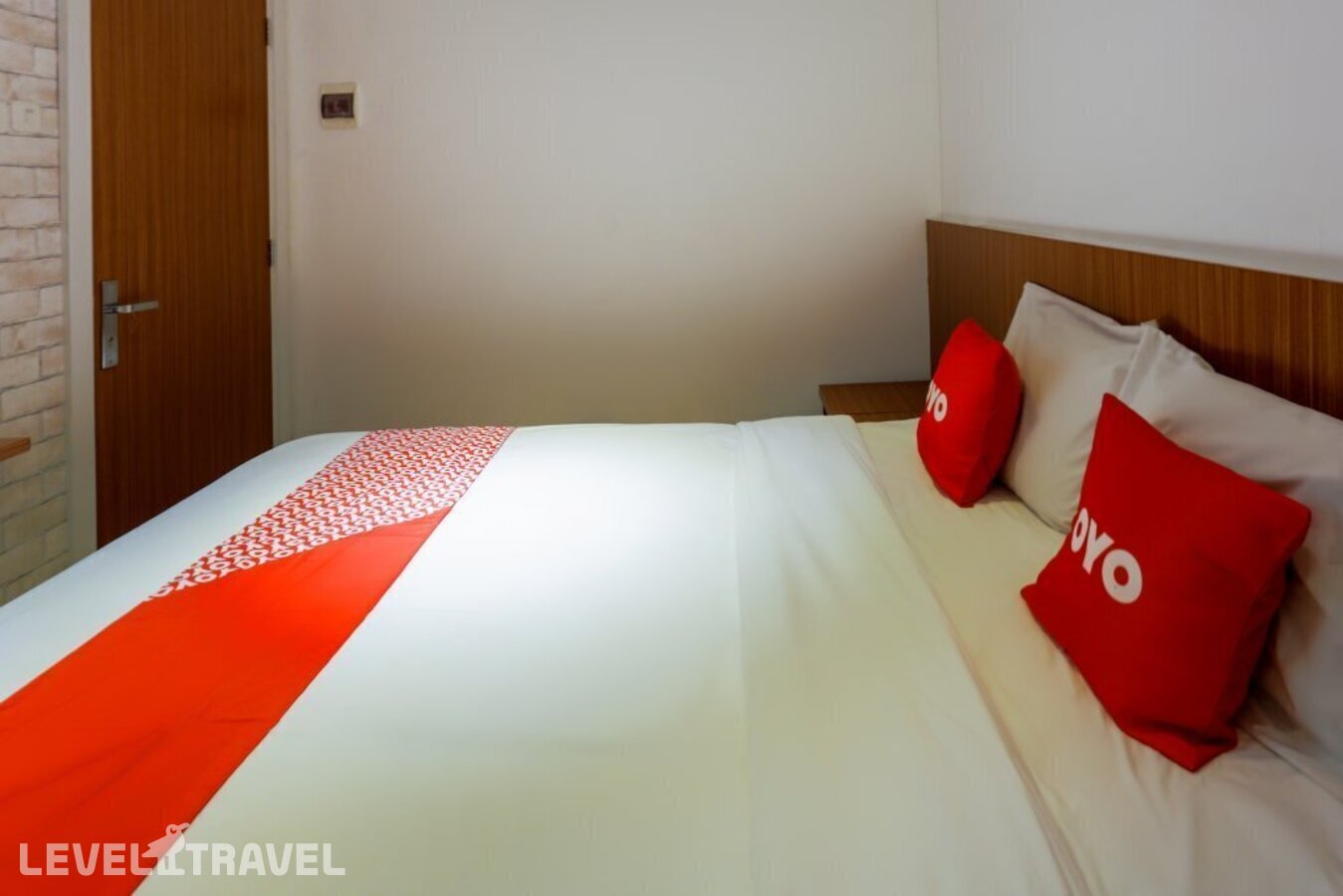 фотографии номера Стандартный номер отеля Oyo 3109 Point Inn в Индонезия(Джакарта) - фото №2