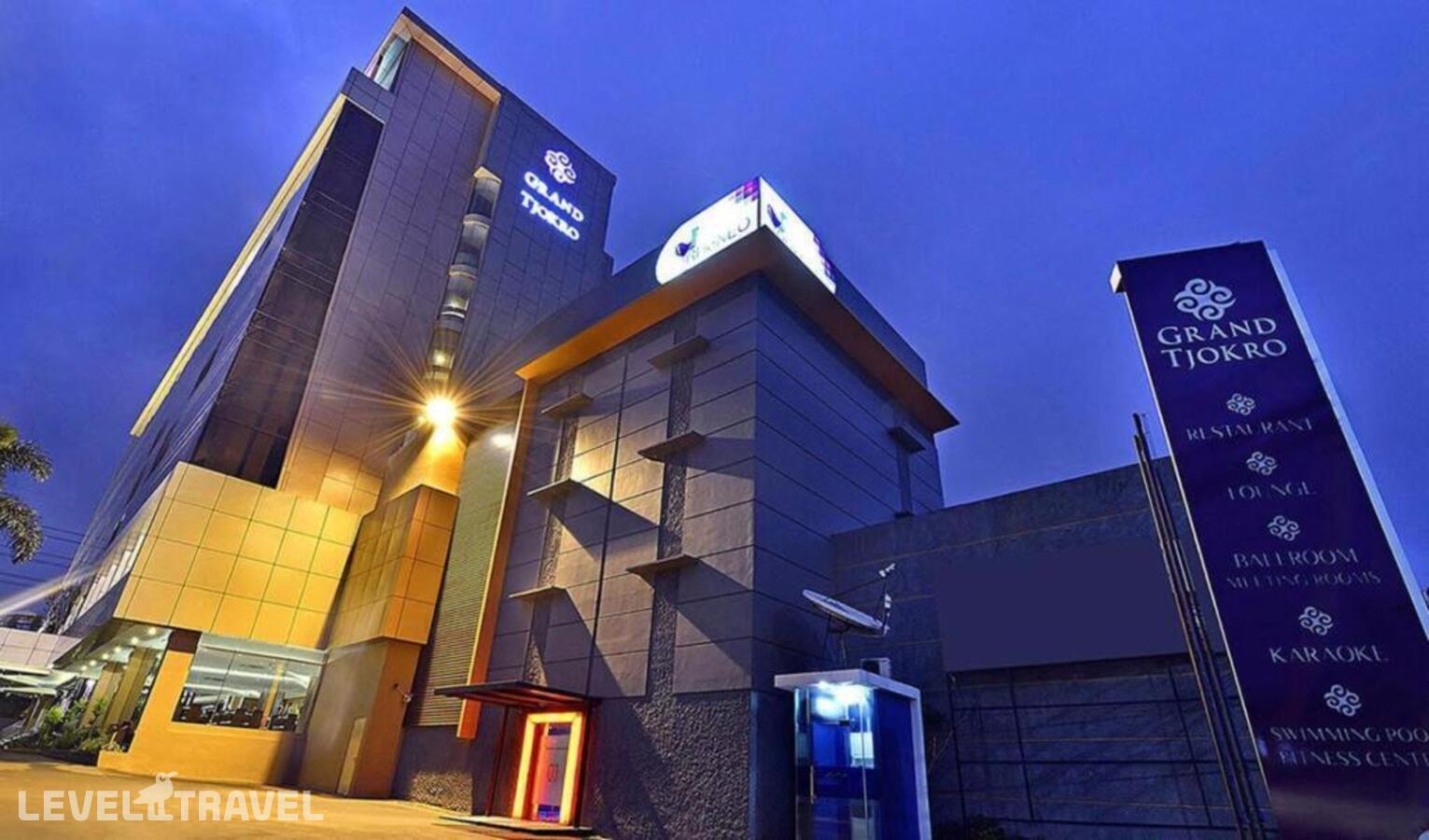 фотографии номера Улучшенный номер отеля Grand Tjokro Jakarta - Chse Certified в Индонезия(Джакарта) - фото №1
