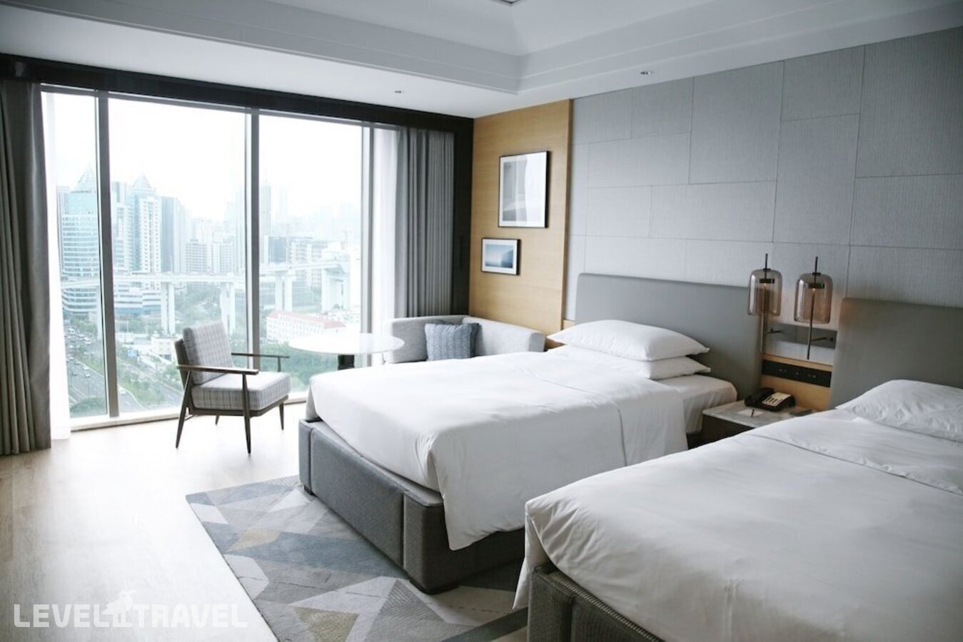 фотографии номера Четырехместный улучшенный отеля Sheraton Shanghai Pudong Riverside в Китай(Шанхай) - фото №1