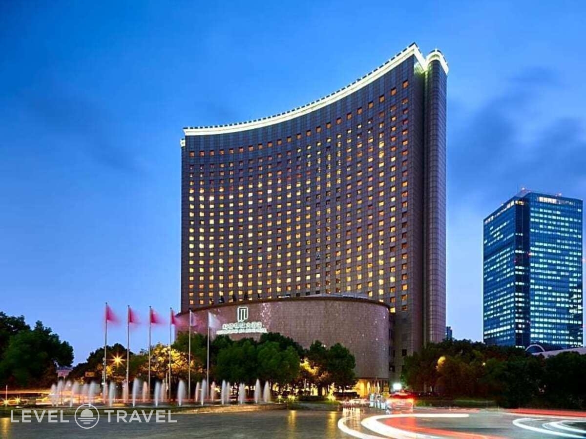 фотографии номера Делюкс (две односпальные кровати) отеля Hongqiao Jin Jiang Hotel в Китай(Шанхай) - фото №7