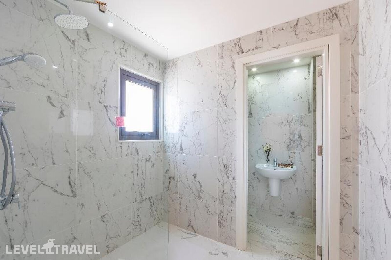 фотографии номера Стандартный с видом на море отеля Leonardo Crystal Cove Hotel & Spa By The Sea (Adults Only 16+) в Кипр(Протарас) - фото №16