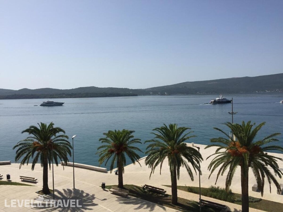 фотографии номера Люкс с видом на море отеля Astoria Tivat (Ex.Primavera) в Черногория(Тиват) - фото №26