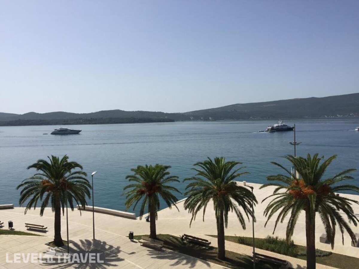 фотографии номера Люкс с видом на море отеля Astoria Tivat (Ex.Primavera) в Черногория(Тиват) - фото №47