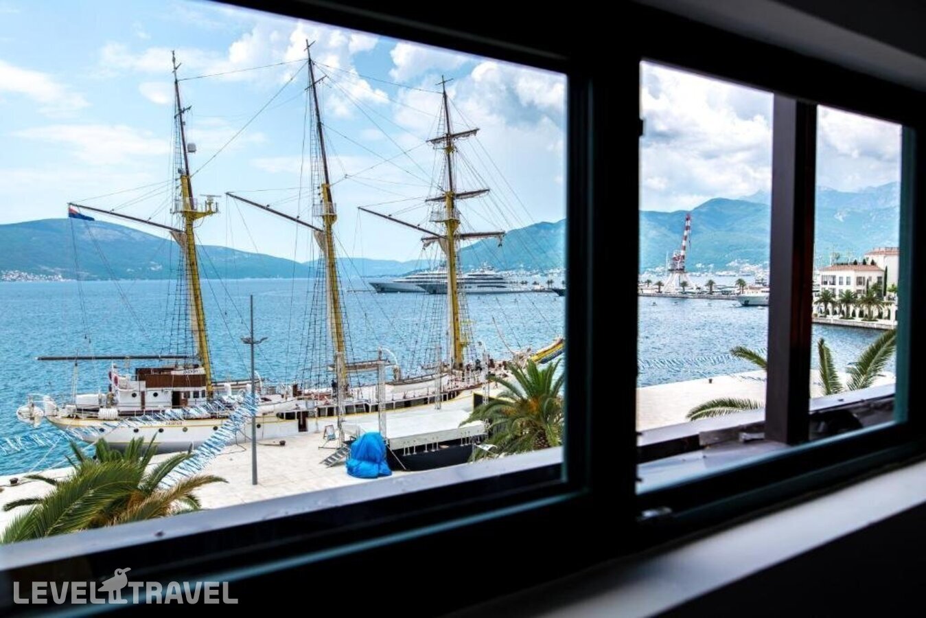фотографии номера Люкс с видом на море отеля Astoria Tivat (Ex.Primavera) в Черногория(Тиват) - фото №24