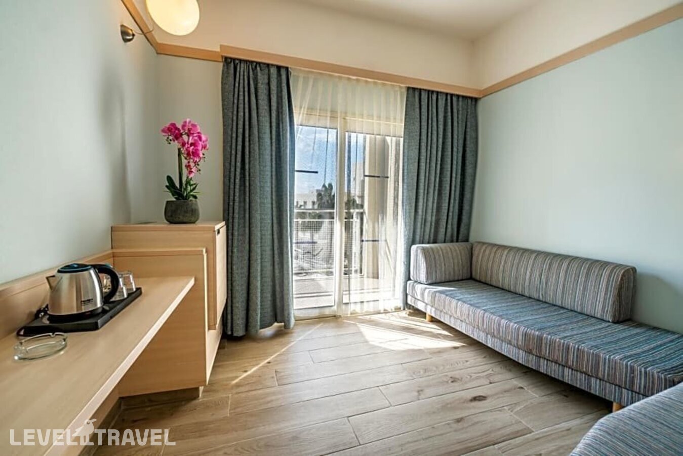 фотографии номера Улучшенный с видом на бассейн отеля La Blanche Resort & Spa в Турция(Тургутреис) - фото №11