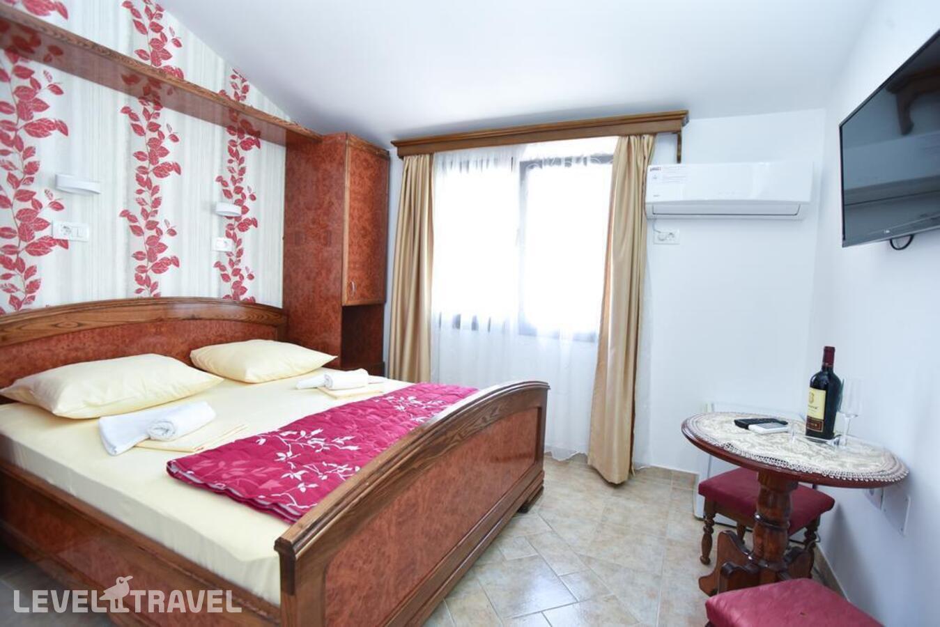 фотографии номера Стандартный номер отеля Grbalj Hotel в Черногория(Будва) - фото №3