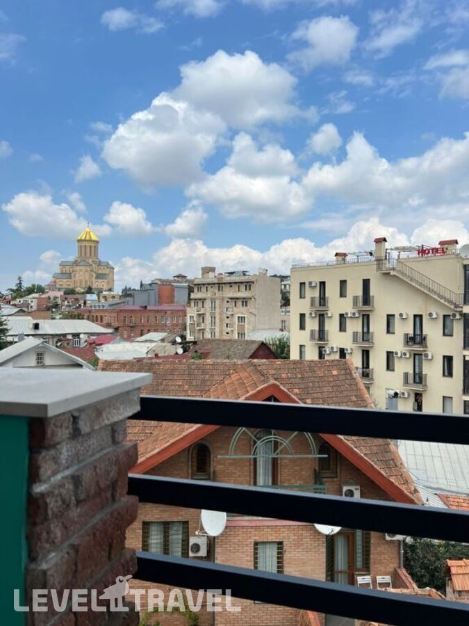 фотографии номера Улучшенный люкс с балконом отеля Отель Banovani в Грузия(Тбилиси) - фото №13