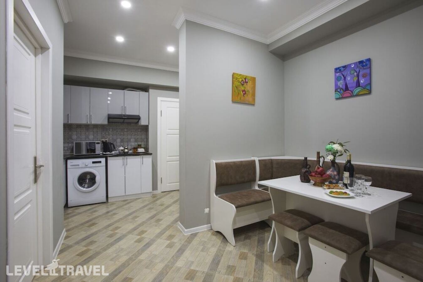 фотографии номера Апартаменты бизнес отеля Апарт-Отель Leyla Apartmens 1 в Азербайджан(Баку) - фото №1