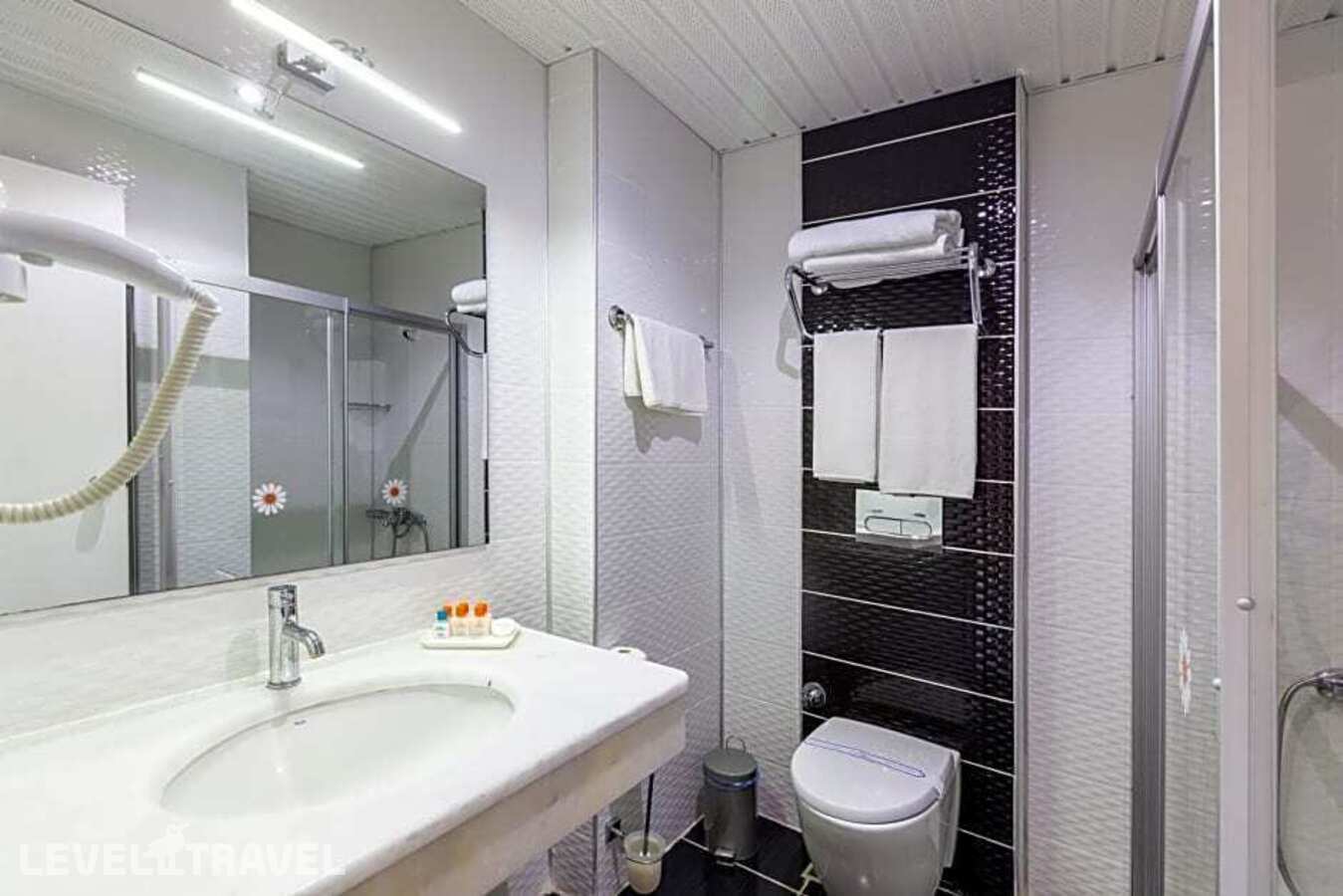 фотографии номера Стандартный с балконом с частичным видом на море отеля Galaxy Beach Hotel в Турция(Махмутлар) - фото №4