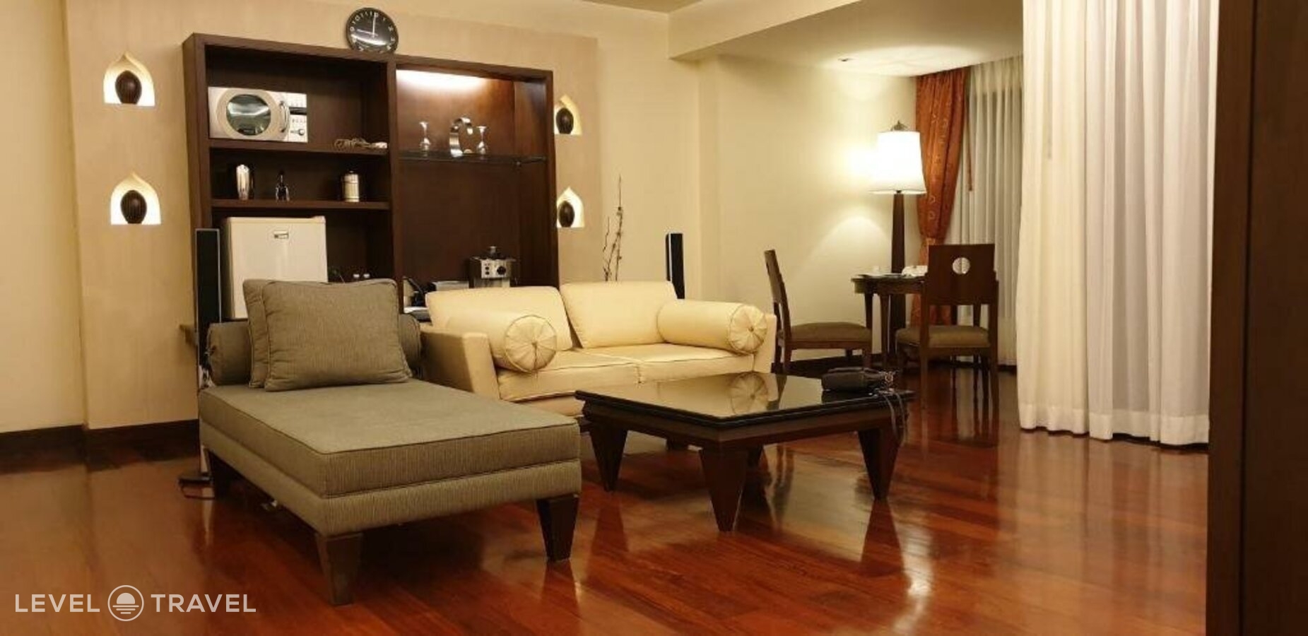 фотографии номера Полулюкс с видом на бассейн отеля Patong Paragon Resort & Spa в Таиланд(Патонг Бич) - фото №6